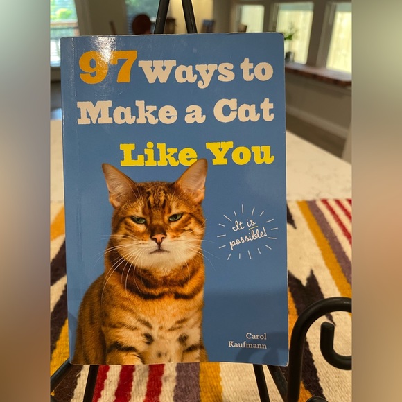 Cat 🐈 Lovers’ book - Picture 1 of 4